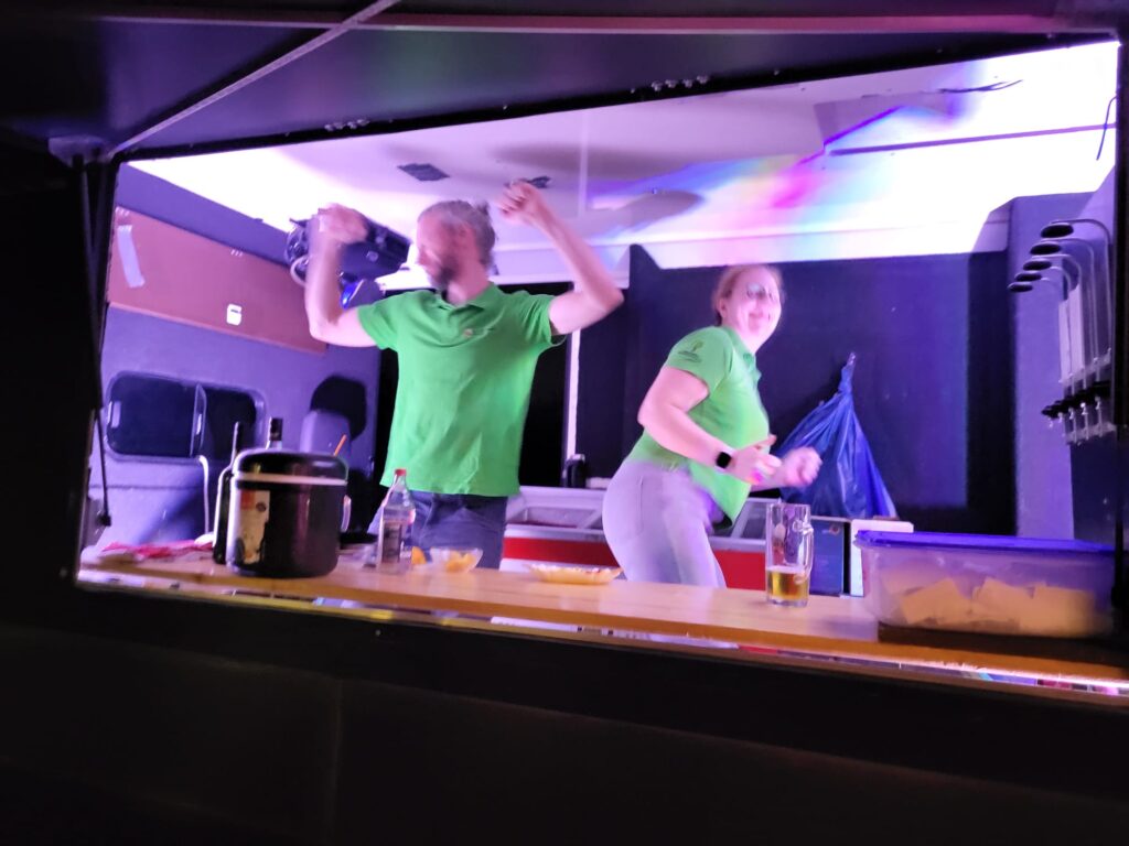 Partyeindrücke bei der Scheuerhocketse 2026